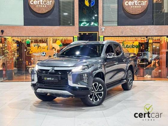 MITSUBISHI TRITON 2.4 BITURBO DIESEL CD HPE-S 4X4 AUTOMÁTICO MITSUBISHI TRITON 2.4 BITURBO DIESEL CD HPE-S 4X4 AUTOMÁTICO